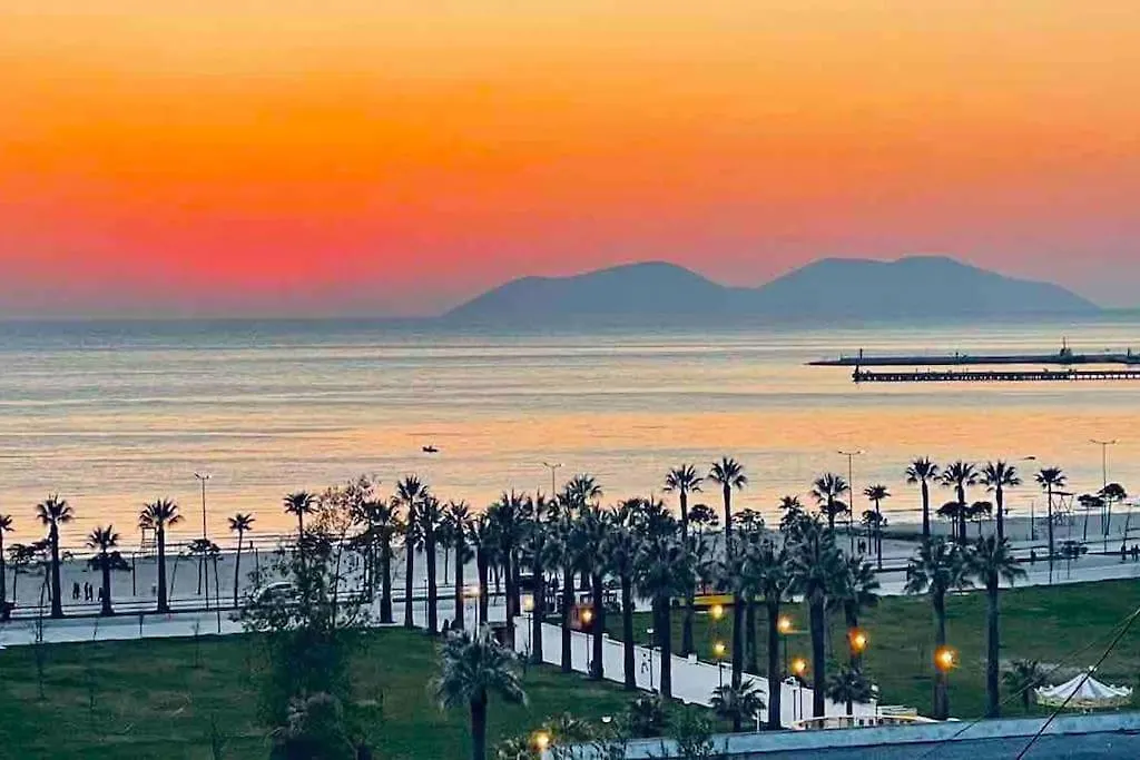 Vlorë Palm Beach - Perfect Location And Sea View.