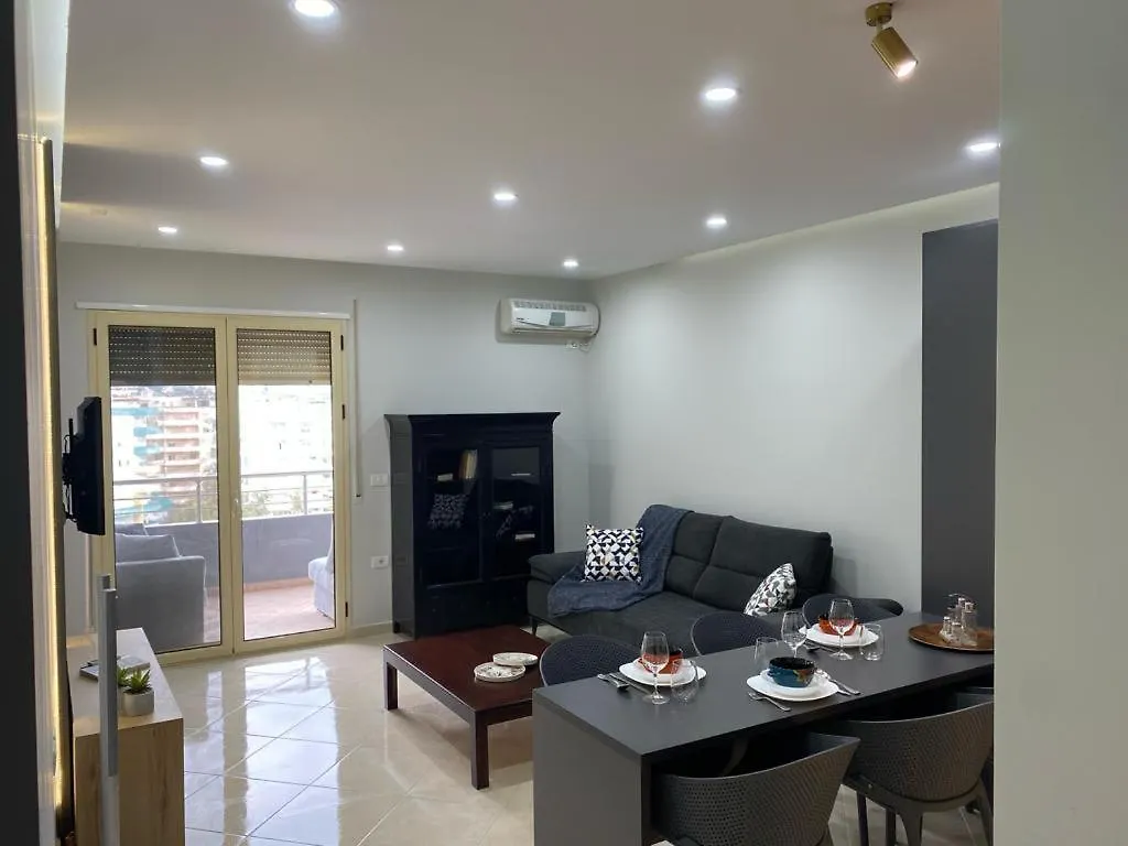 Vlorë Palm Beach - Perfect Location And Sea View. אלבניה